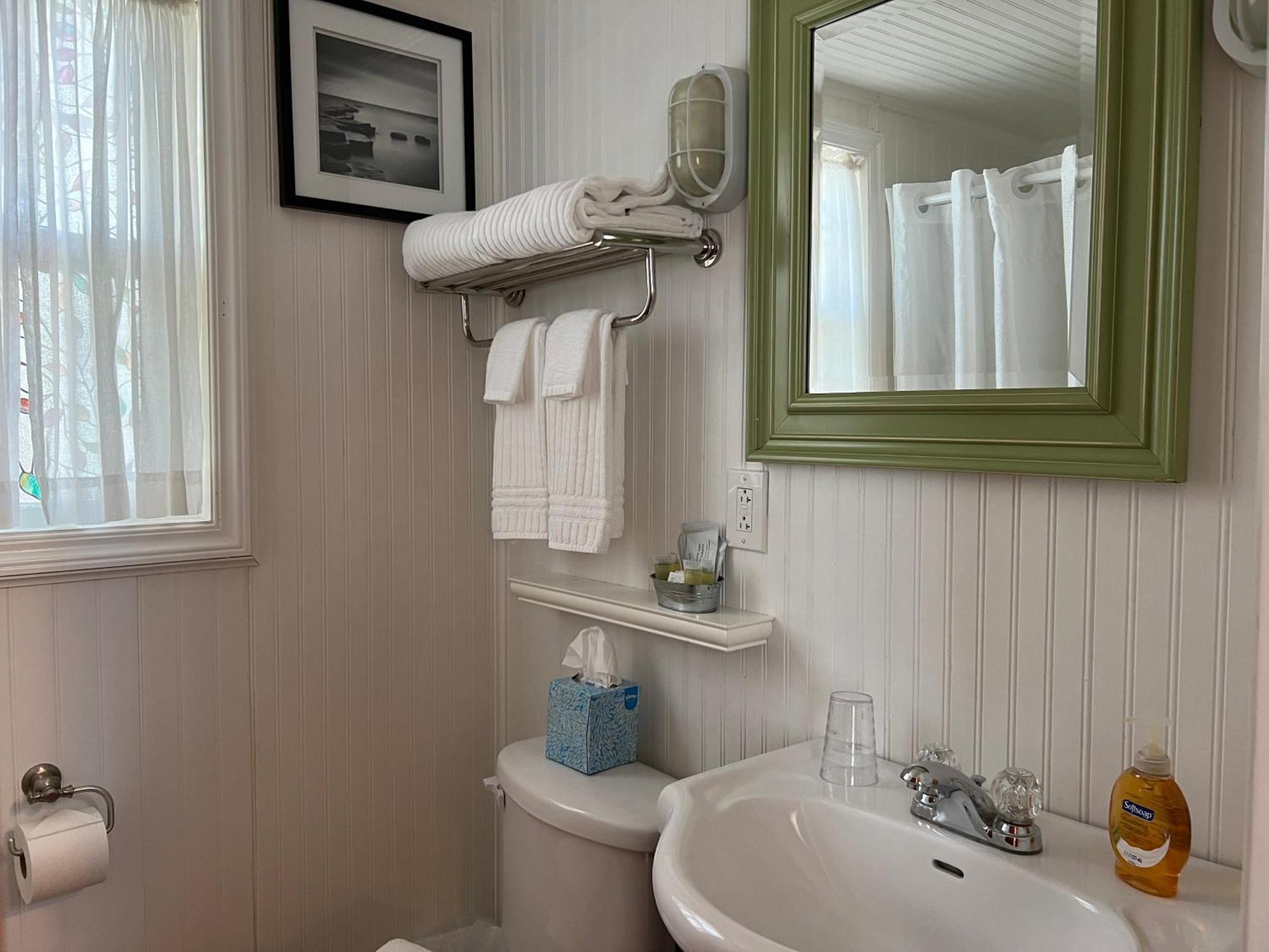 Cottage 10 - 1 Bedroom W/ Loft / 1 Bath Wolfeboro Exterior foto